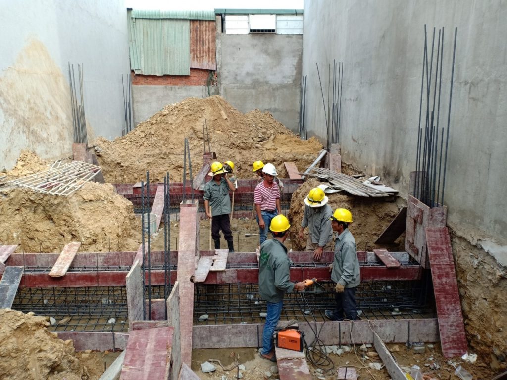 lựa chọn đơn vị thi công