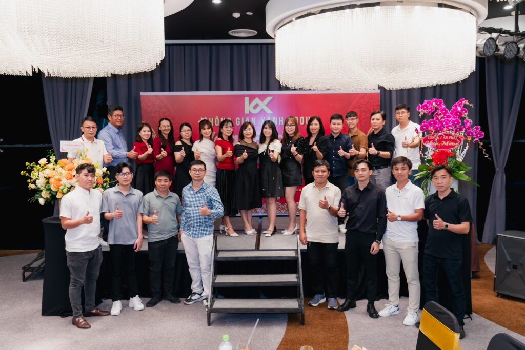 tiệc tất niên 2024
